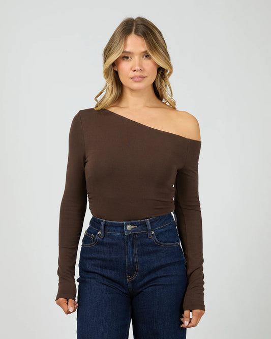 AAE || Kylie Off The Shoulder L/S Top - Brown