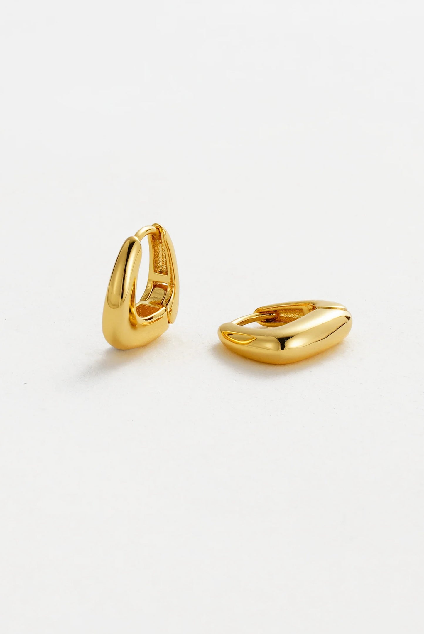 Zafino || Neve Huggie Earrings - Gold