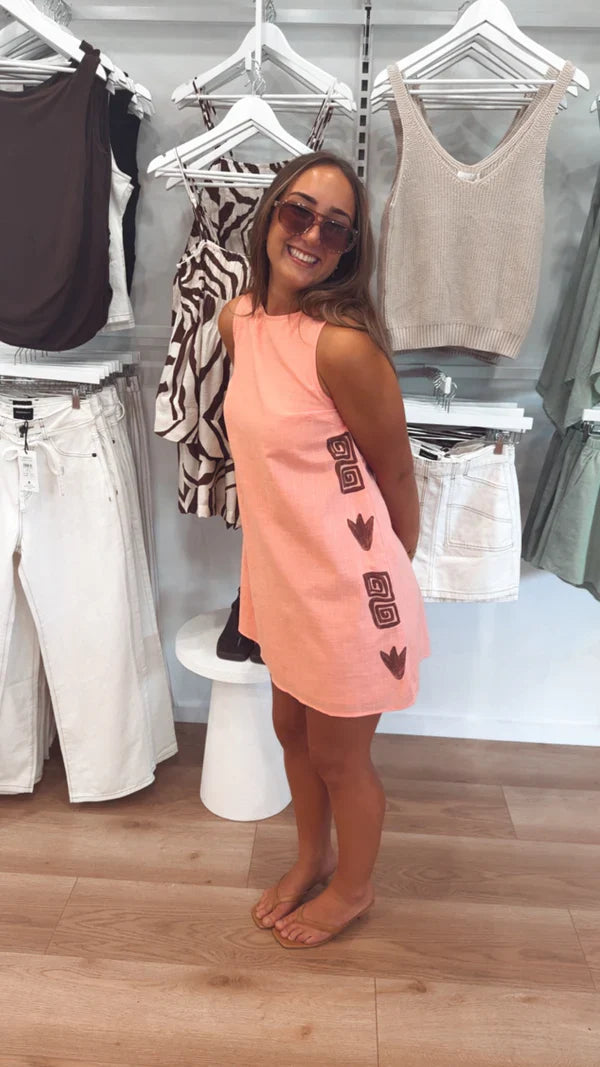 Take an extra 25% off SALE Items