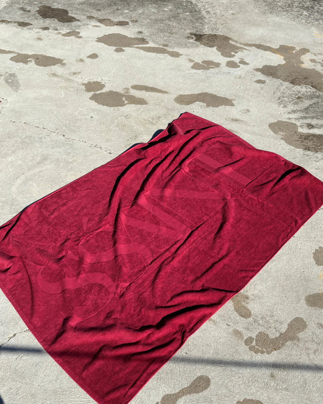 SŚAINT || Beach Towel - Cherry
