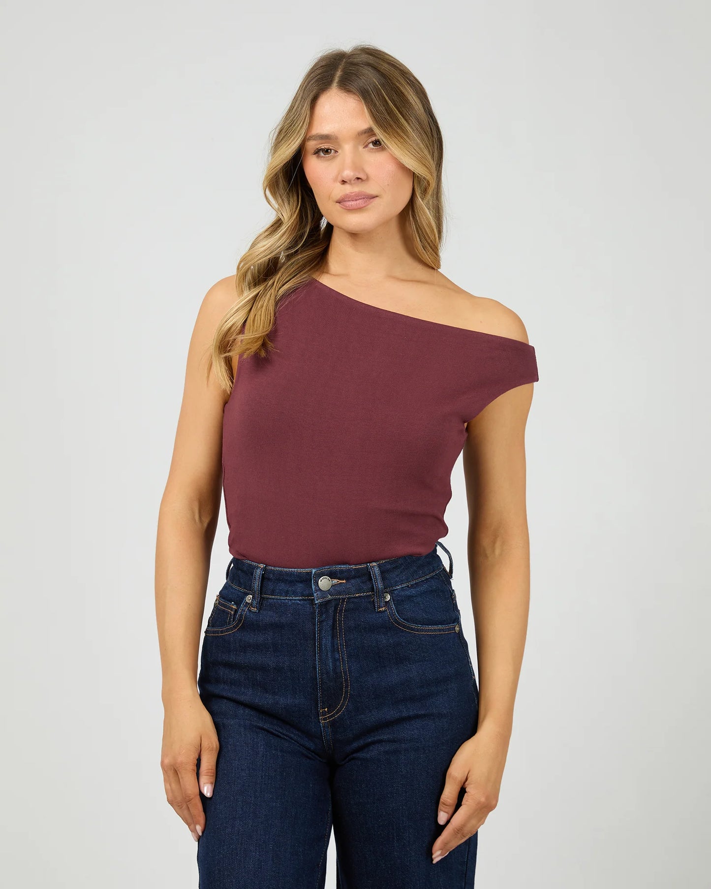 AAE || Kylie Off The Shoulder Top - Burgundy