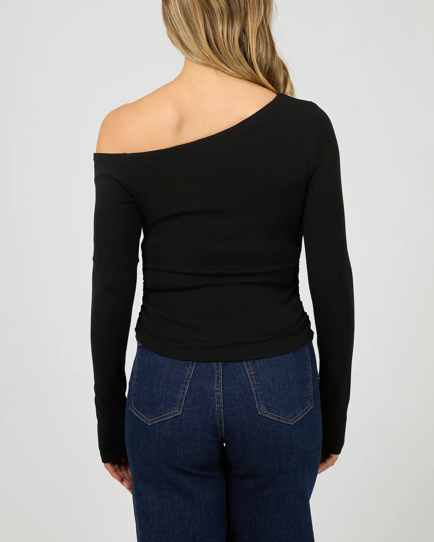 AAE || Kylie Off The Shoulder L/S Top - Black