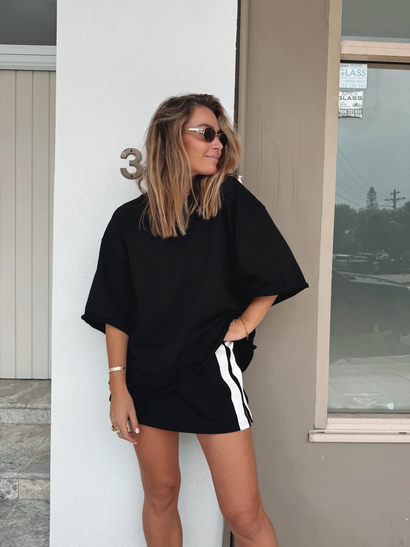 Luna Lane || Mason Tee - Black