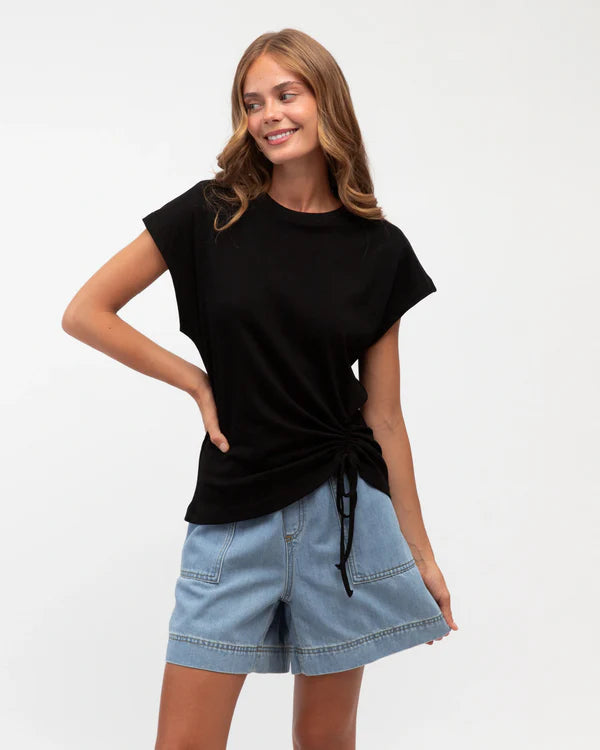 Polly Tee - Black