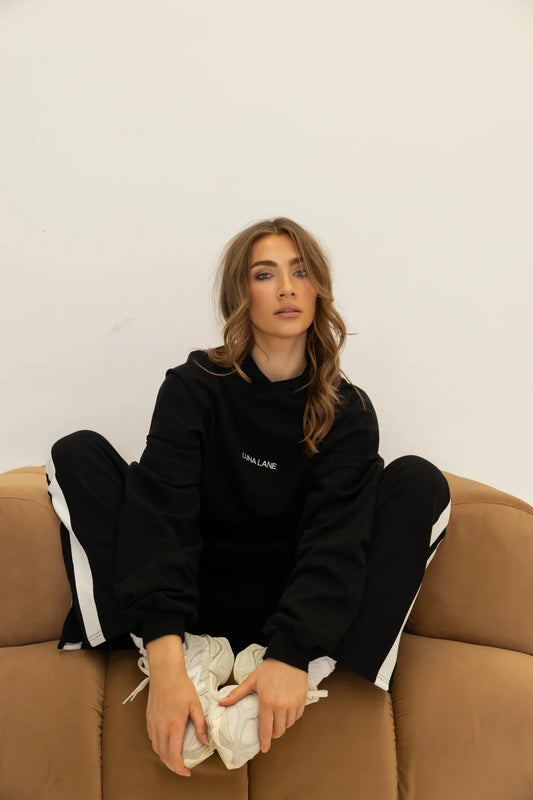Luna Lane || The Minty Hoodie Black