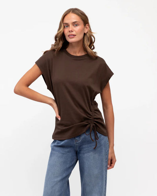 Polly Tee - Brown